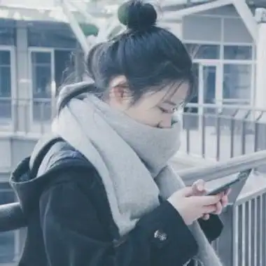 丸子头文艺女生头像 高清好看的头像女孩子可爱丸子头