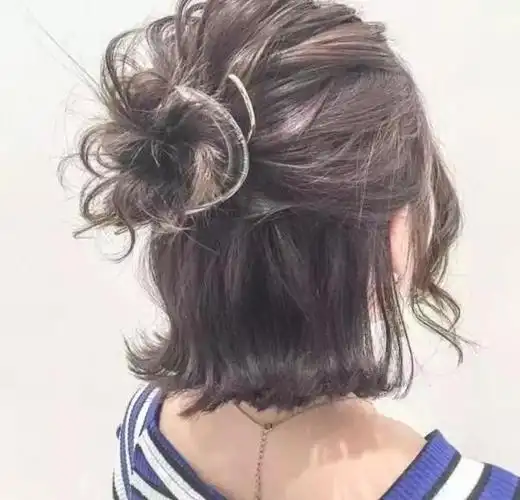 齐肩短发怎么扎好看齐肩短发怎么扎马尾