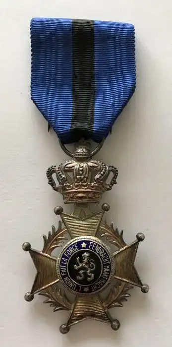 比利时 - 骑士 - 利奥波德二世的命令 - 法国/弗拉芒语 - 勋章 - 1945