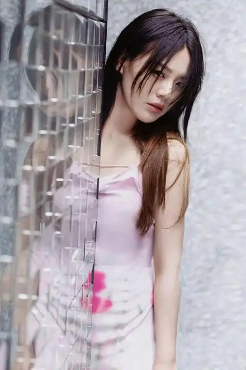 马思纯领证了?龚俊被跟踪了?张婧仪剧组人缘?姨太问答