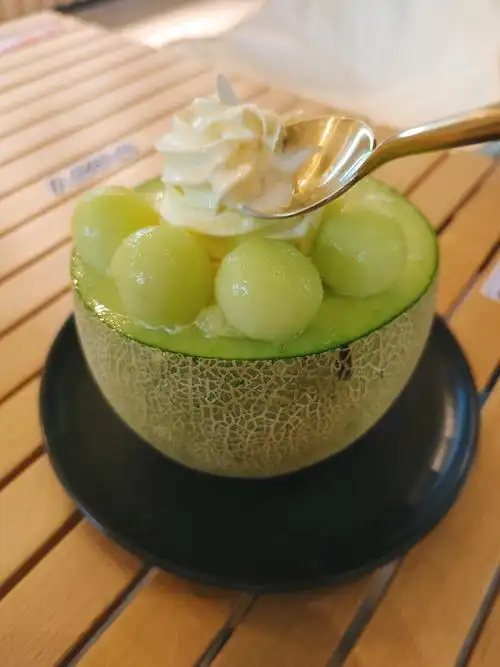 哈密瓜冰激凌精致好美食健康美味