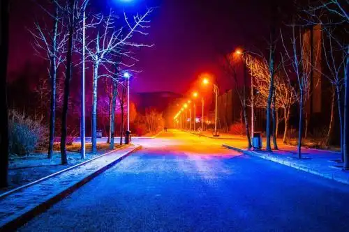 一个人撑到很心累的伤感扎心说说摘抄