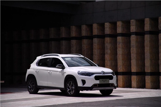 【世界这么大,开着东风雪铁龙c3-xr去看_汽车新闻】-易车网_潜江利通