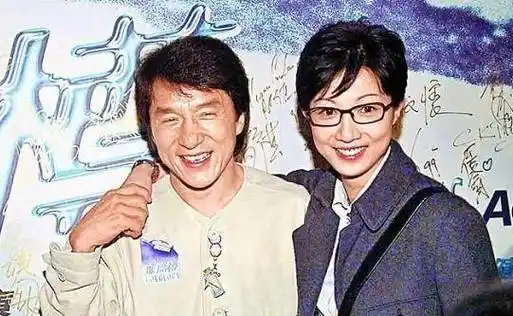 吴绮莉:未婚先孕成了单亲妈妈,三代女人的悲剧还在上演_赵文卓_梅艳芳