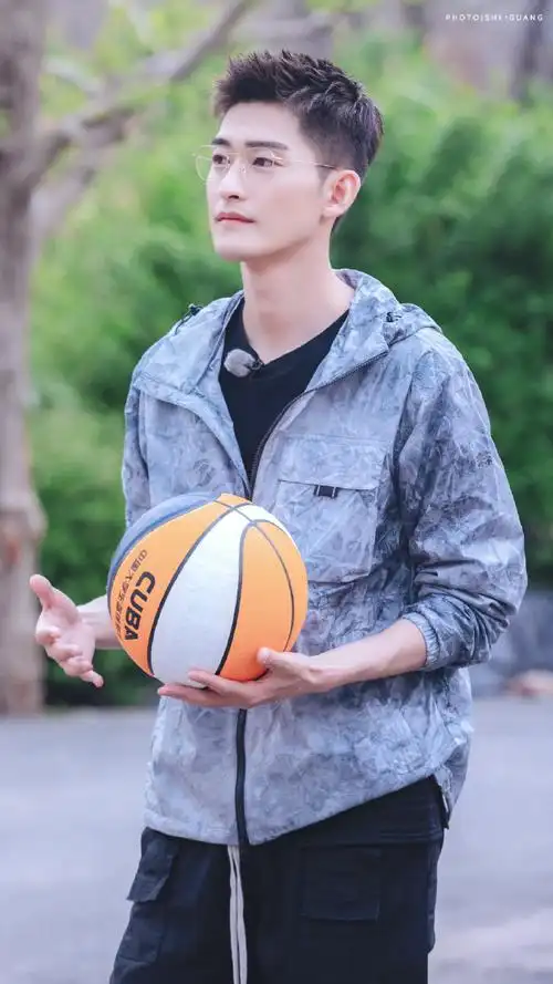 张翰工作室起诉昕影影业