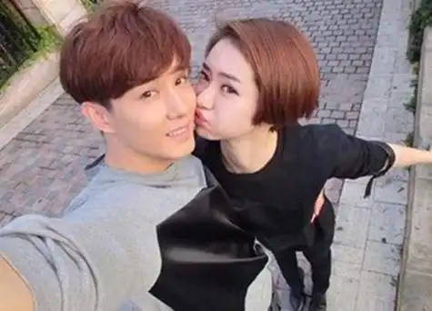 戚薇大胆承认曾有过同性感情经历,为前女友写的这首歌让她爆火!