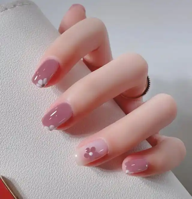 【美甲图鉴第十七期】夏季预告来袭| 超火巨显白冰透美甲系列