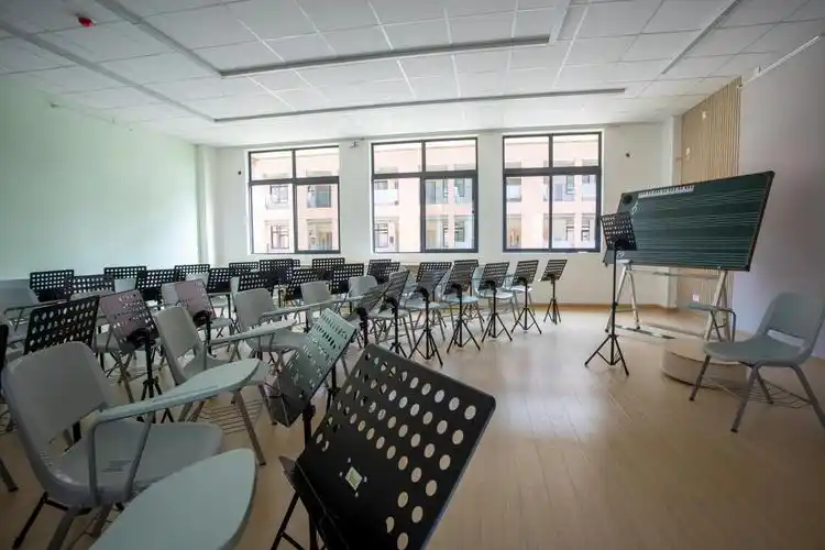 怡海小学正式启用 海量靓照抢先看!