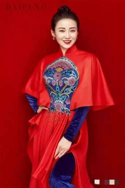 去陕西,一定会知道刘妍,一个陕北民歌歌手,在陕西家喻户晓.