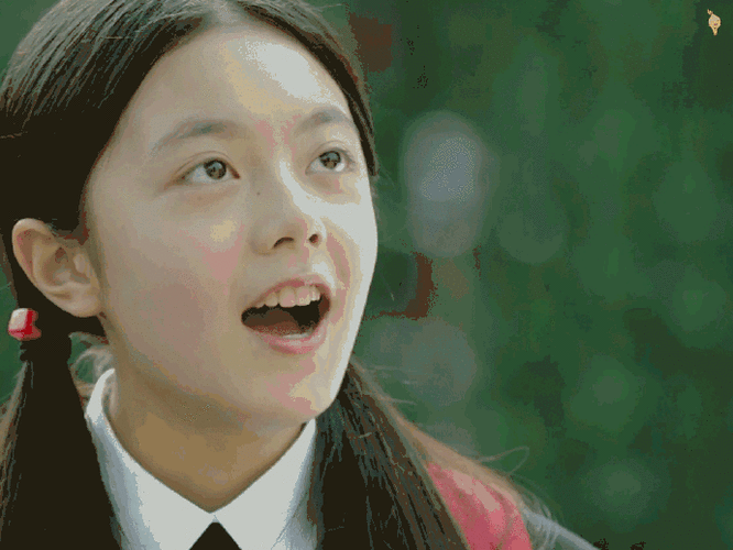 2015年的《小别离》,#赵今麦#饰演金琴琴,温柔漂亮,乖巧懂事,是个小