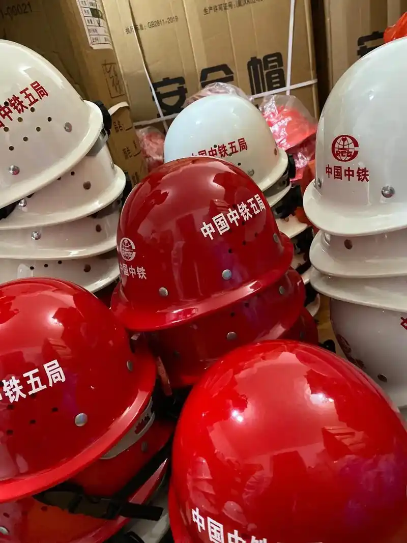 安全帽 #专业生产厂家 #安全帽印字 安全帽生产厂家,可 - 抖音