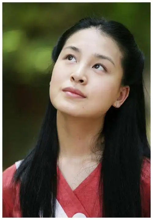 田雨老婆有点神秘年轻时颜值不输前女友汤唯