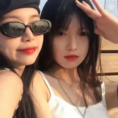 快跟你的憨憨闺蜜换上这个头像吧