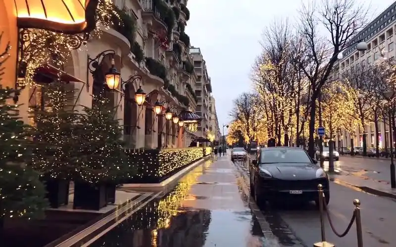 【一路漫聊】法国 · 巴黎 | 香榭丽舍大街回想欧洲的黄金年代