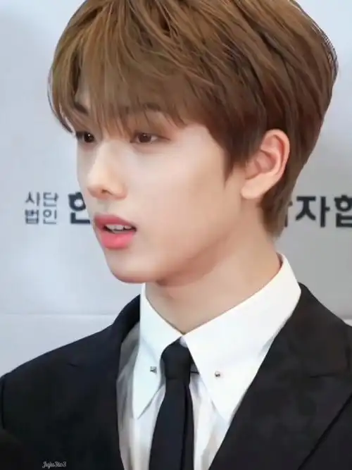 西装 红毯 叽桑尼06我真的爱死了 #朴志晟