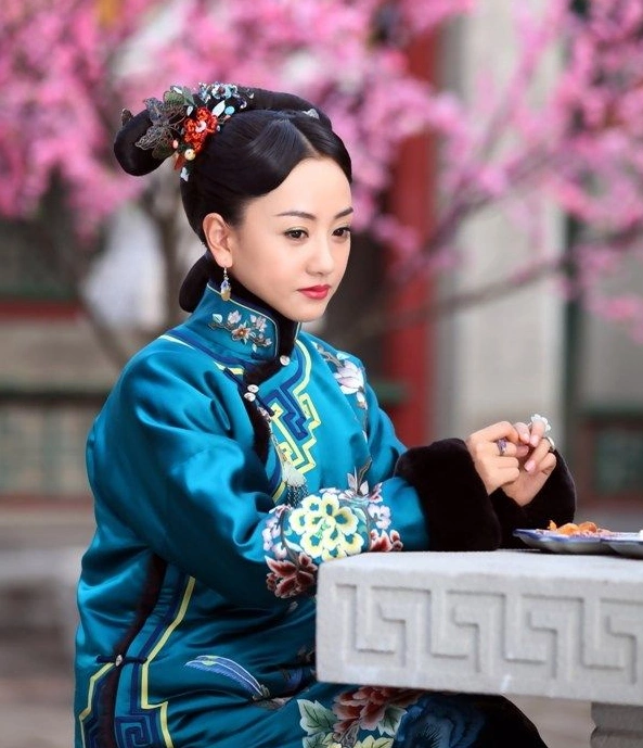 杨蓉《宫锁连城》最美的六个造型,清新贵气都有,图六美到窒息!