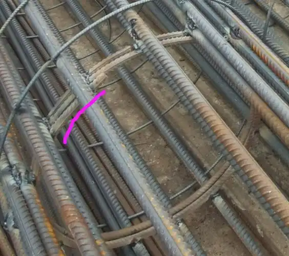 广联达gtj软件中计算的桩基加劲箍,为什么要加上2边弯钩?