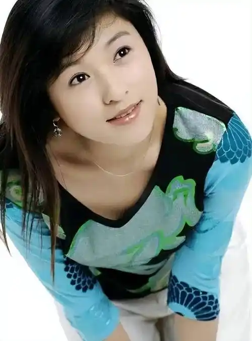 演员魏小军:她40岁走红,45岁"消失",如今新身份露面惊艳众人_艺术