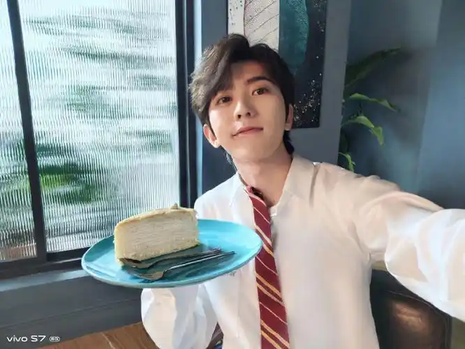 一些自拍#蔡徐坤#|#蔡徐坤ins