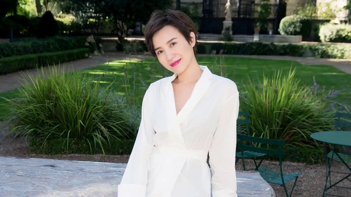 美女演员宋佳高清桌面壁纸下载高清大图预览1920x1080_大陆明星下载