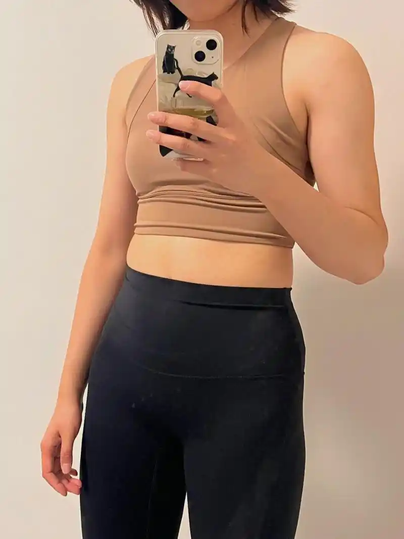 举铁健身4年后的真实身材94 身高172,从原来的100斤到现在的128斤