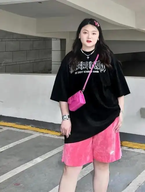 打扮好看无关身材多张又胖又矮的图片诠释150斤也美得出奇