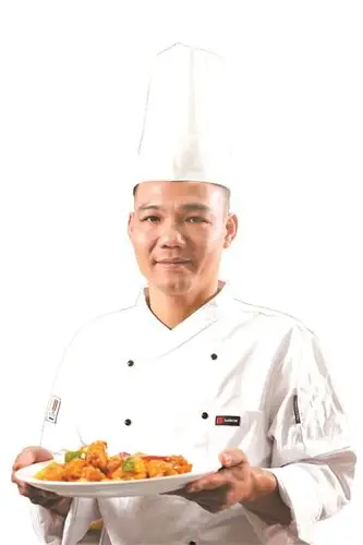 从化当地厨师戚杨军是粤菜师傅工作室的学员 广州日报全媒体记者王维