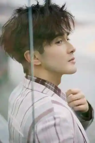 高伟光个人资料简介(高伟光个人资料及照片) - 爱西号