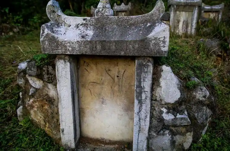 农村坟地选址要注意的风水禁忌大全