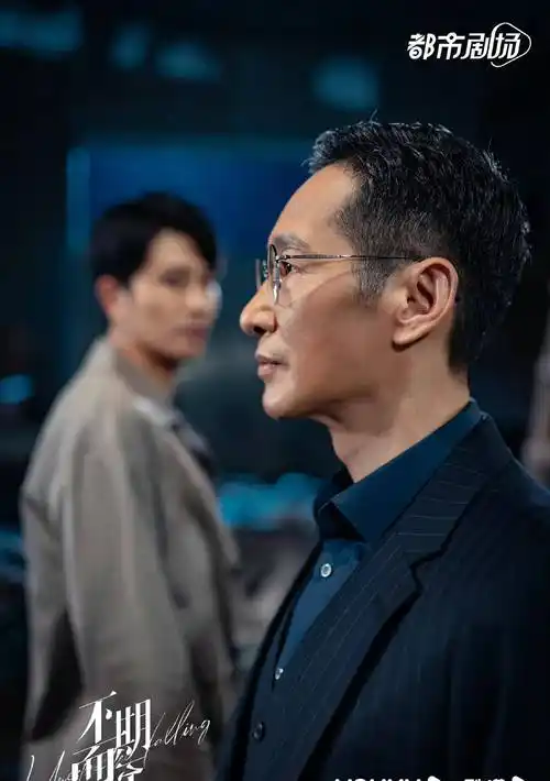 17年了,如果傅彪还在,看到王劲松的今天,该有多欣慰_父亲_南京_电视剧