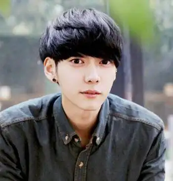 男生露耳bobo头发型图片 男式bobo头发型剪法