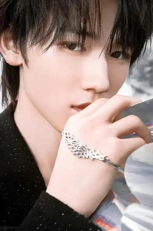 宋亚轩梦境之物写真