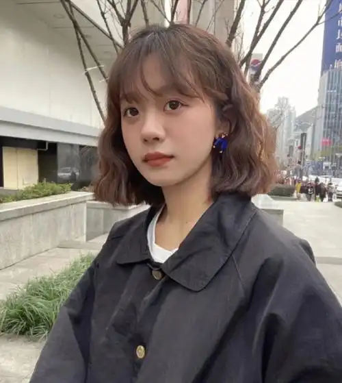 复古卷发短发烫发 蛋卷头 法式烫发 蓬松烫发 圆脸发型~法式蛋蛋卷