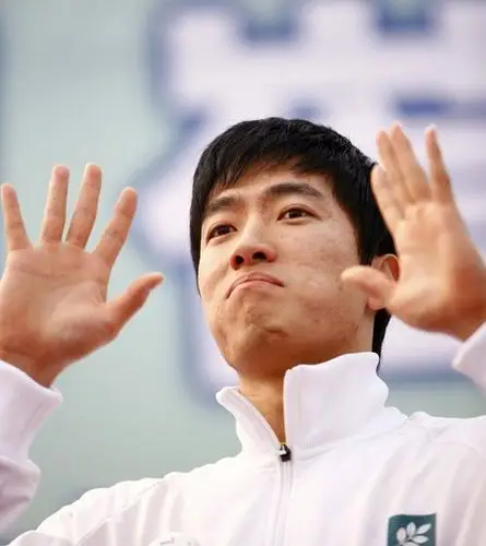 刘翔在美生活:学做饭学理发 原因竟是为省钱