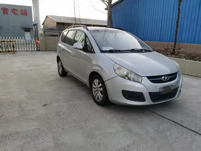 江淮 和悦  2013款 rs 1.8 尊贵型 7座图片