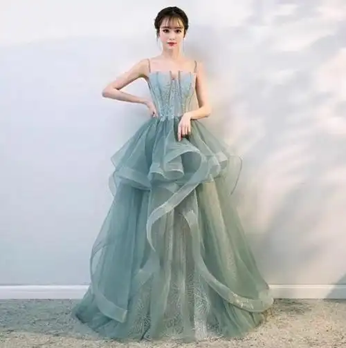 心理测试:你觉得哪款晚礼服最美?测出你是什么气质类型的女生|异性缘_