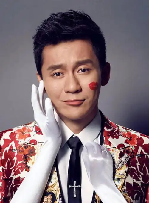 事实证明,李晨在演艺圈的尴尬处境,早已有迹可循