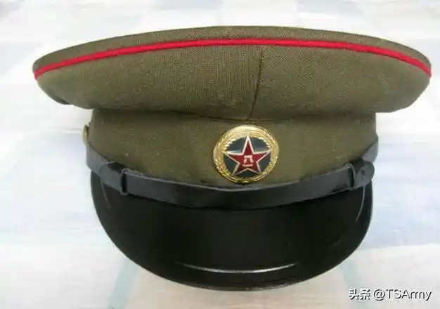 从清末新军到现代解放军中国陆军100多年的军帽变迁史