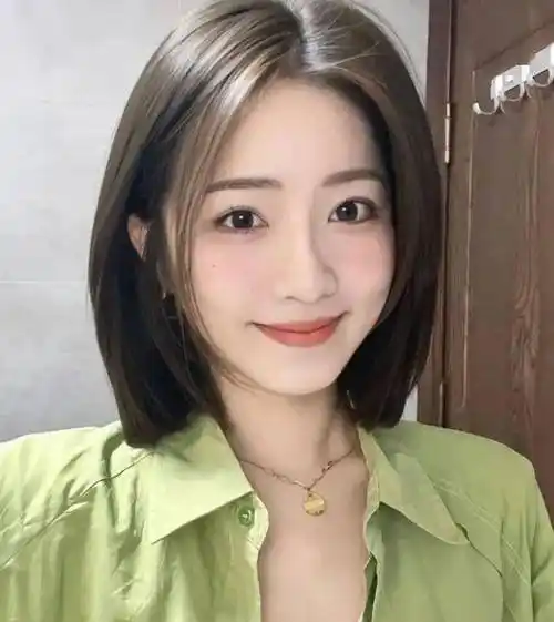 今年流行的酷帅风格的女生短发 ,剪完整个人都大变样_刘海往_发型