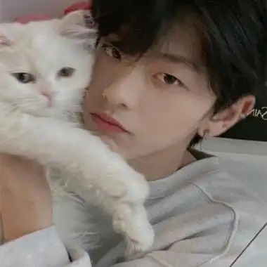 单眼皮帅气小鲜肉头像图片_男生头像_美头网