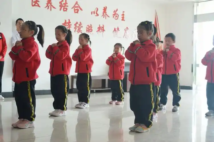 手语舞《感恩的心》