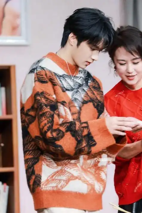 电影新星刘耀文,张艺谋的赞誉言中真言