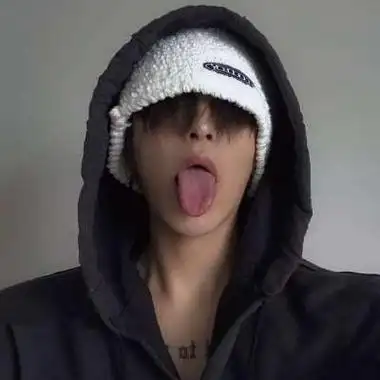 高清帅气的2021年潮流头像男生图片