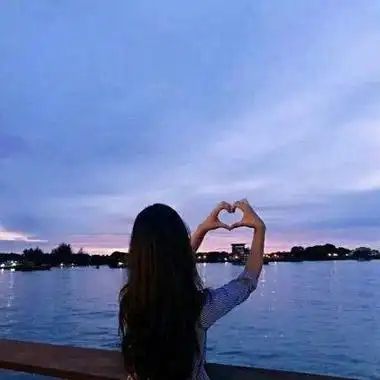 女生唯美头像背影侧面