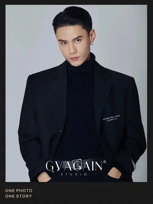 男士西装写真快来get这组秒变型男的写真