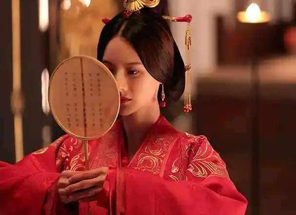 三国绝色美女甄宓被曹氏家族俘获后下场如何