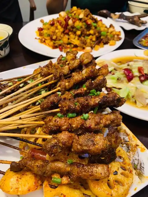 美好的夜晚从烧烤开始