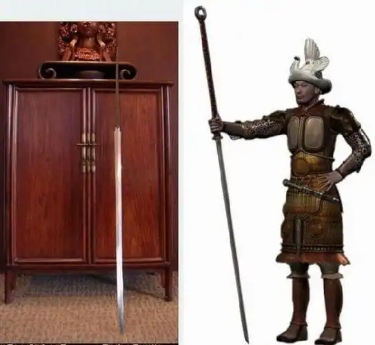 图:断马剑/斩马刀/陌刀 刀剑的形制除了根据实际需要创新设计以及收