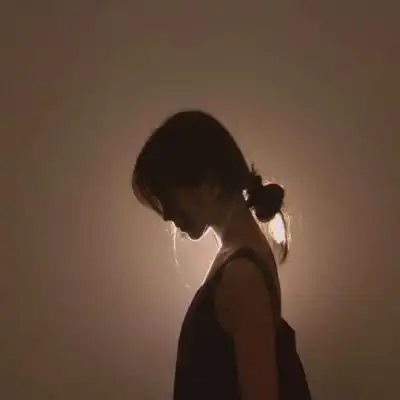 2021女生头像丧 高清好看的qq头像丧系女2021图片