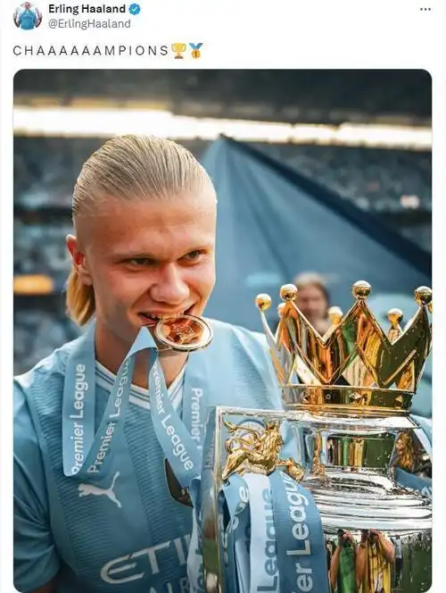 05手捧奖杯,嘴咬奖牌,哈兰德晒照庆祝夺冠